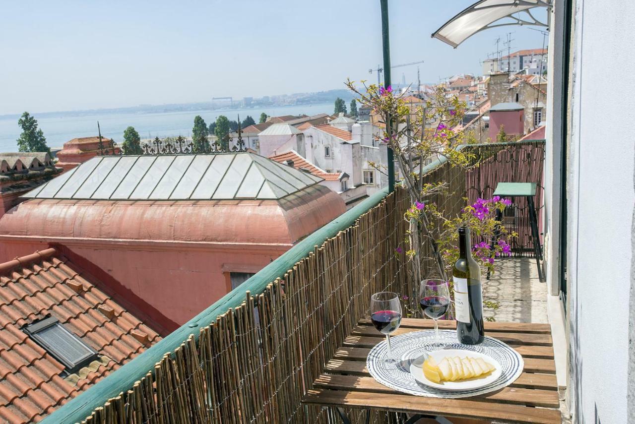 Localtraveling Alfama River View - Family Apartments Lisboa Dış mekan fotoğraf