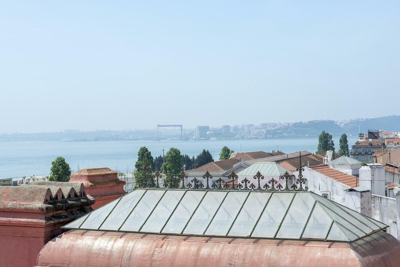 Localtraveling Alfama River View - Family Apartments Lisboa Dış mekan fotoğraf